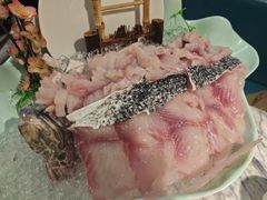 现切大刀财鱼-鱼豆吉·豆浆鱼火锅(宜昌万达店)