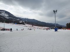 -鳌山滑雪度假区