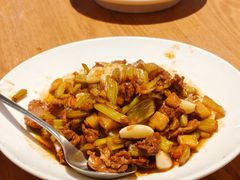 酸芹炒黄牛肉-大鱼徽州·寻味徽菜(星光总店)