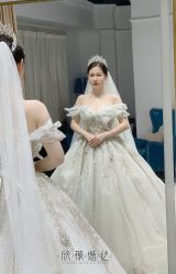 -欣薇婚纱(新源乐汇城店)