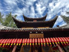 -龙华寺