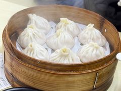 -莱莱小笼·乔艾