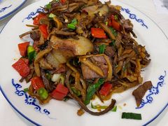 烟笋腊肉钵-新新湘菜馆(新中街二条店)