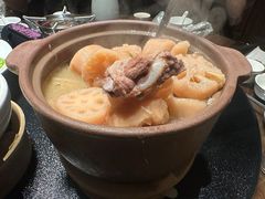 -万松园美食街