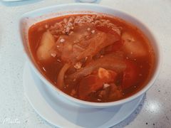 番茄薯仔牛肉汤通粉-香港新发烧腊茶餐厅(水围店)