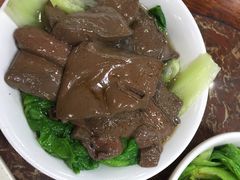 陈光记烧味饭店-陈光记烧腊店(罗保博士街店)