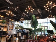 -桉树林A coffee 森林餐厅(三圣乡店)