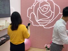 -Dior迪奥(上海世茂广场店)