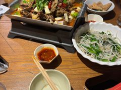 -琥珀老六龙虾(四里河店)