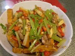 -独一佳老胡湘菜馆(矿山路店)