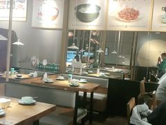 大堂-九锅一堂酸菜鱼(新南凯德直营店)