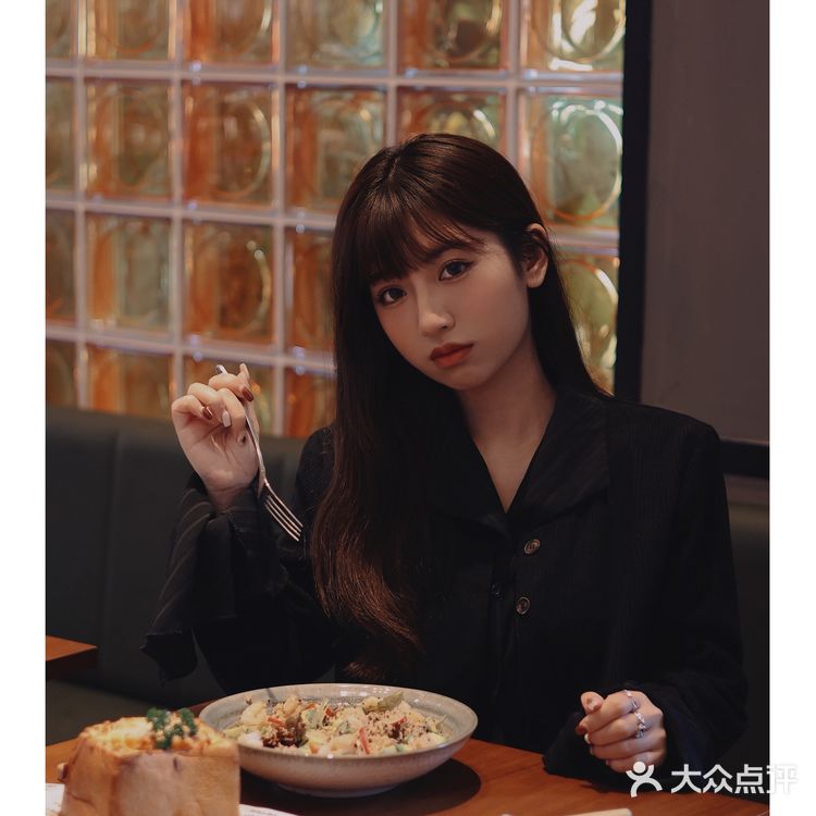 新会探店|氛围感高级餐吧🥂新年约会必去！