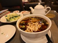 红烧牛筋牛肉面-中国厨房/台湾牛肉面
