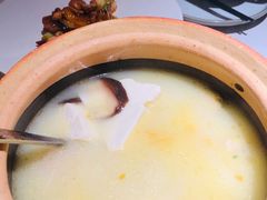 鸡汤蒜子炖台州豆腐-麻六记(新天地店)