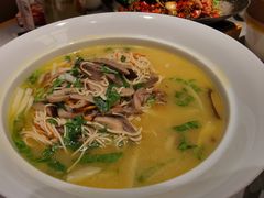 -褚记烤鸭·南京家常菜(雨花客厅店)