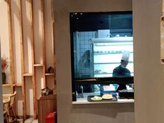 -墨居上隐·院子里火锅(峨眉店)