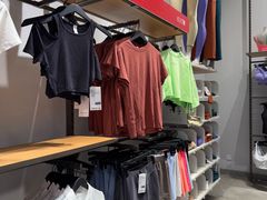 -lululemon(比斯特购物村店)