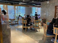 大堂-点都德·毕德寮