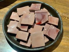 -乡土黄·鲜牛肉火锅·小龙虾(兴业街店)