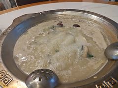 -颜氏双江清水鱼一养身火锅(磁器口店)