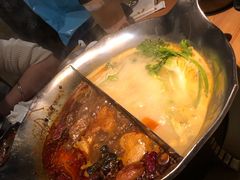 -湊湊火锅·茶憩(杭州湖滨银泰in77店)