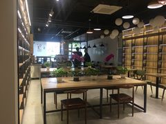 -雨丝书店(综合商业楼店)