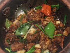 -八府香鸭·啫啫煲(华山路店)