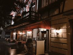 -Old Swiss House