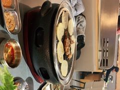 -围炉肉舍•炭烤活鳗•丹东海鲜烤肉(步行街店)