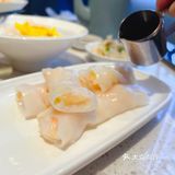 从价格到环境都十分接地气的点心餐厅。酥皮叉烧包