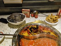 -红九格老火锅(三峡广场店)