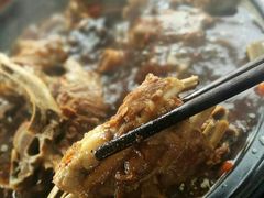 -亿诣蝎府炸酱面羊蝎子火锅(酷车小镇店)