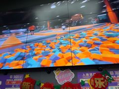 -Tenker Club弹刻极限主题公园 · 蹦床 · 团建 · 生日派对(大关店)