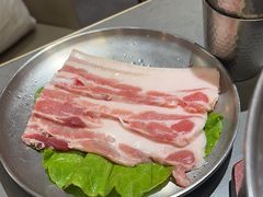 -围炉肉舍丹东海鲜烤肉·烤活鳗(步行街店)