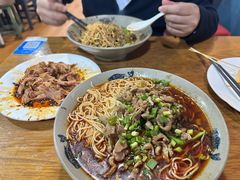 -丁丁猫重庆小面(徐州路店)