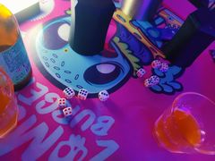 -UP嘻哈酒吧(粉巢店)