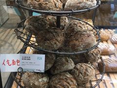 -Dough&Joe团憩(瑞虹天地月亮湾店)