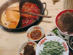 -歪胖子重庆老火锅(淮安楚州万达店)