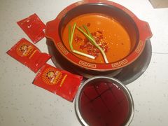 -钢管厂五区小郡肝串串香(奥克斯广场锦城万达店)