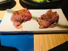 生牛肉火炙寿司-舞漁日料美人胶原锅(陆家嘴中心店)