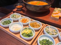 -银米·云南传统过桥米线(双廊黑金冠店)