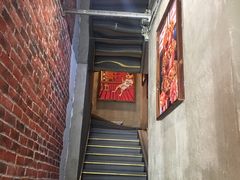 门面-炉小二铜锅牛蛙•川湘菜(三里屯店)