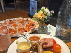 -JINNS锦时 steak&pizza(浸信会礼拜堂旧址店)