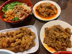 心肺-爆炸头阿姨小四川正宗川味小吃(无任何分店)
