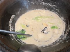 -陈大锅·岳阳鱼馆·地道岳阳菜(美食街店)