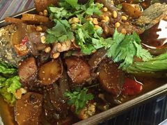 东巴烤鱼-88号小吃店·经典云南菜·地道纳西美食