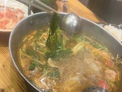 -野山舂·贵州现舂酸汤牛肉(东山店)