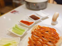 老镇烤鸭-老镇春饼(济宁万达店)