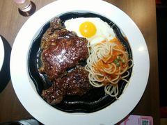-豪客来牛排(空港华联店)