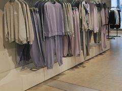 -美特斯邦威(新天地购物中心店)